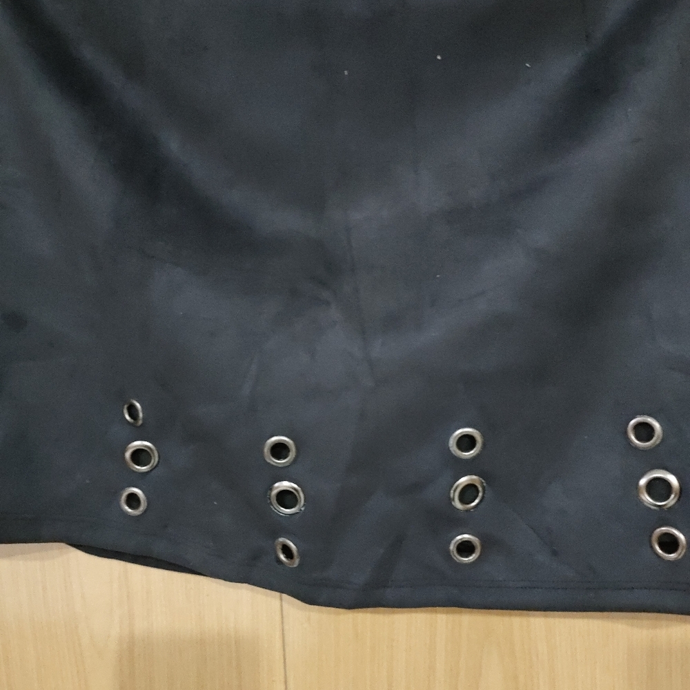 Valvet skirt - Picture 2 of 3